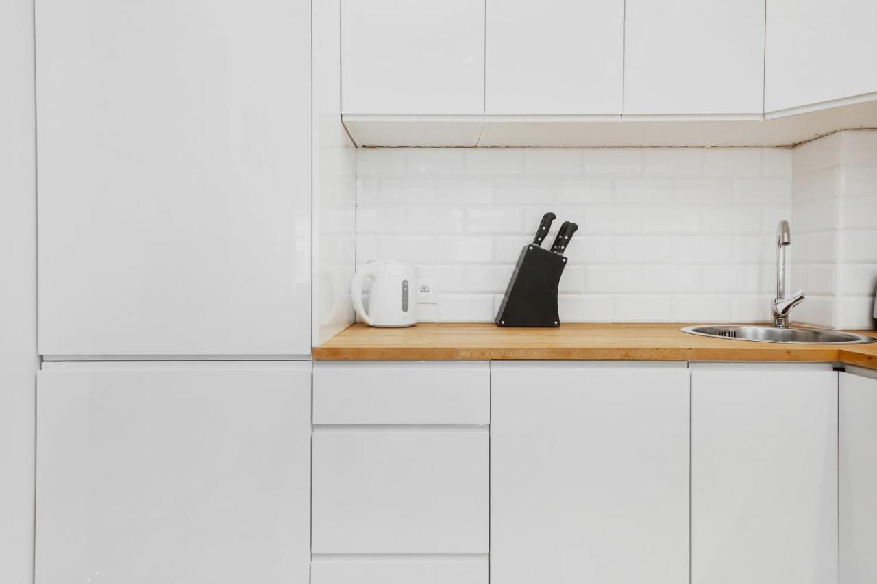 Apartments Warsaw Zelazna By Noclegi Renters 외부 사진